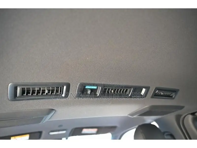 Toyota Hiace SUPER GL DARK PRIME 2021