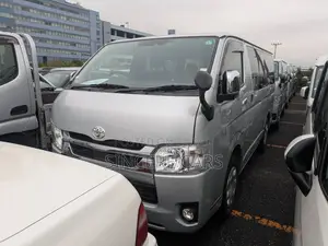 Toyota Hiace SUPER GL PUSH 2021