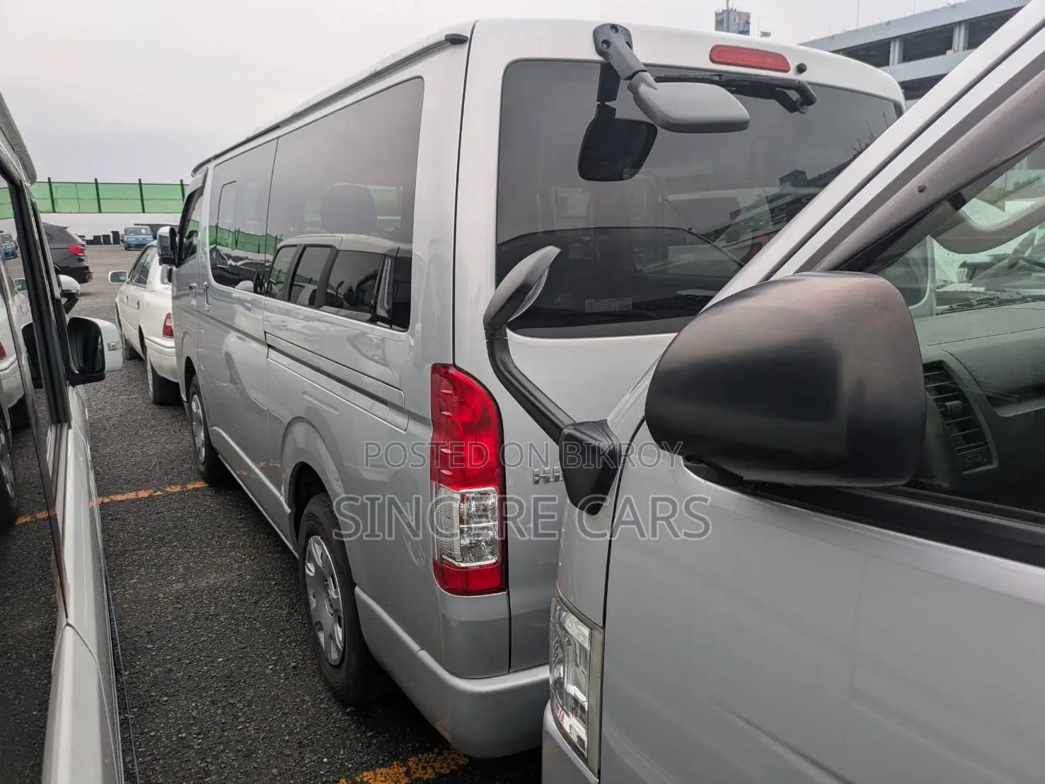 Toyota Hiace SUPER GL PUSH 2021