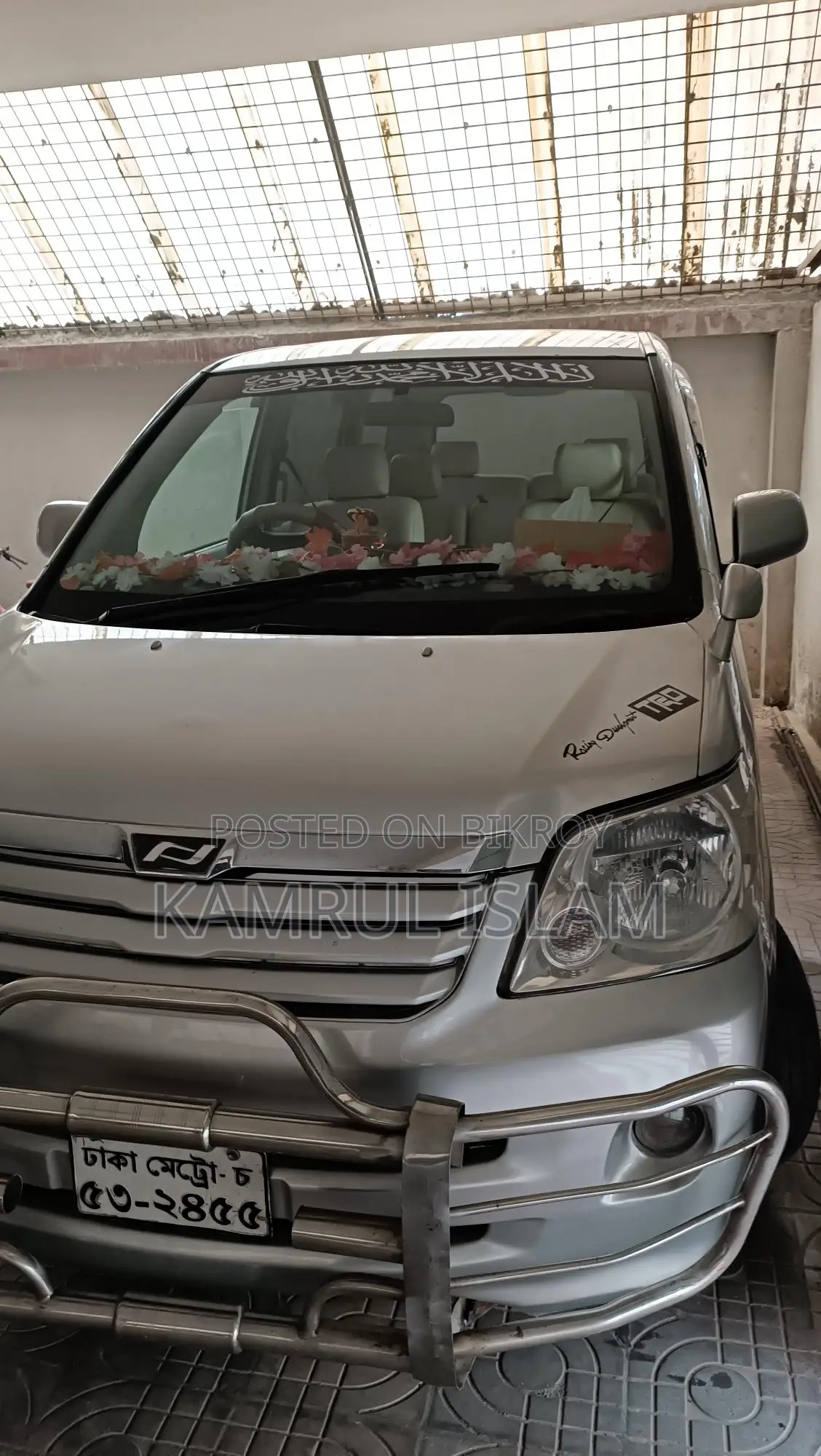 Car available for monthly rental