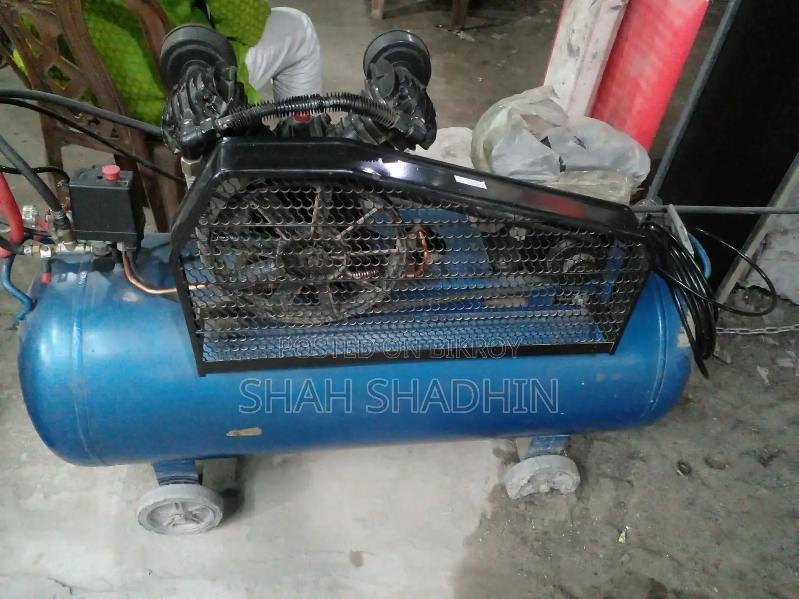 গাড়ির চাকা খোলার মেশিন