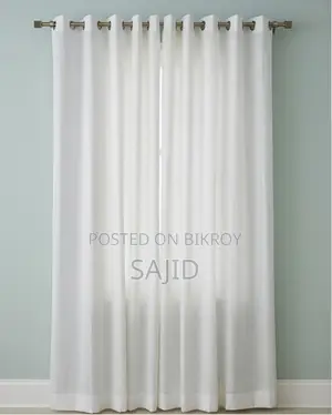 প্রিমিয়াম অফ হোয়াইট পর্দা