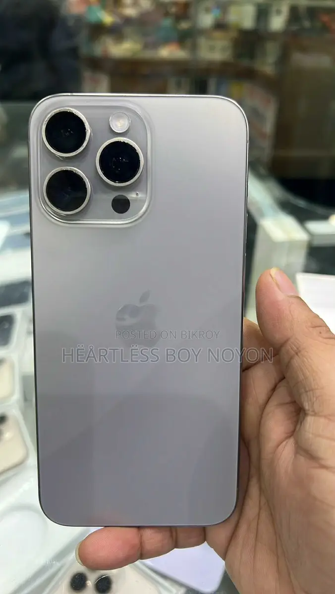 Apple iPhone 15 Pro Max 256GB (Used)