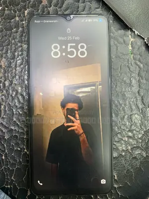 Vivo Y17s . (Used)