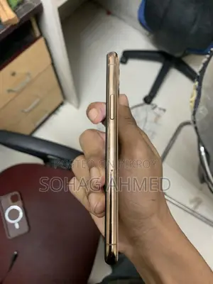 Apple iPhone 11 Pro (Used)