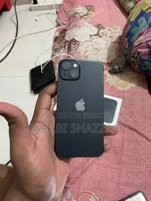 Apple iPhone 13 (Used)