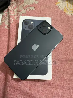 Apple iPhone 13 (Used)