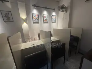 অফিস ওয়ার্কস্টেশন