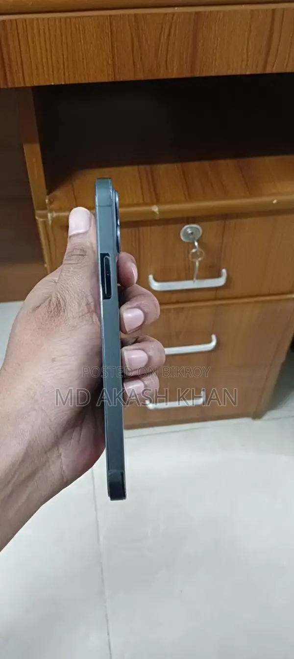 Apple iPhone 12 Pro (Used)