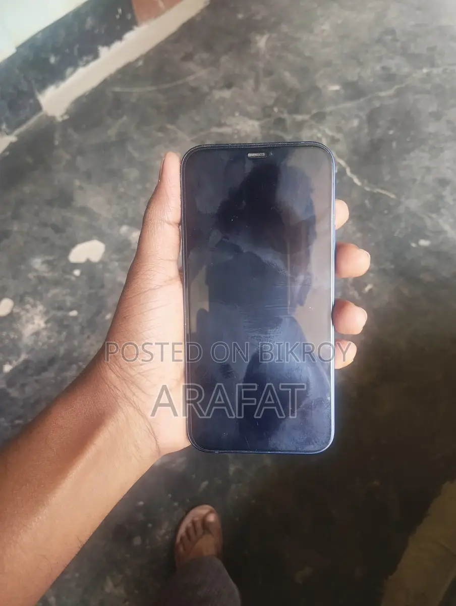 Apple iPhone 12 128gb (Used)