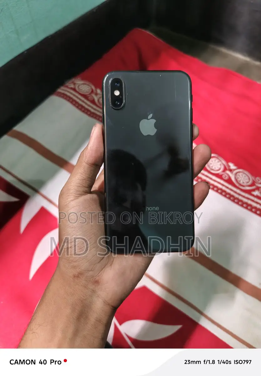 Apple iPhone XS (Used)