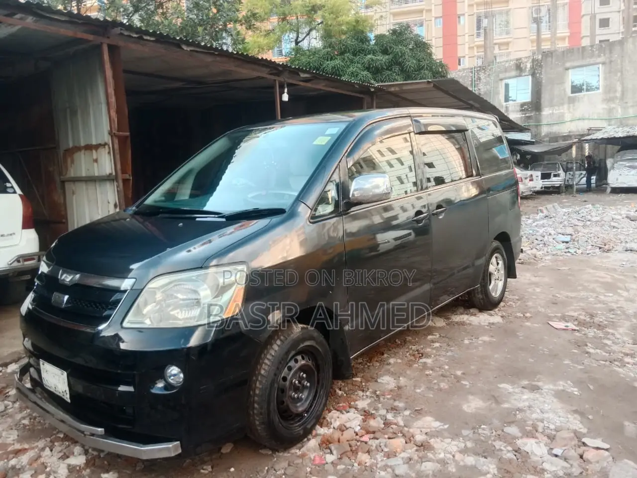 Toyota Noah 2002