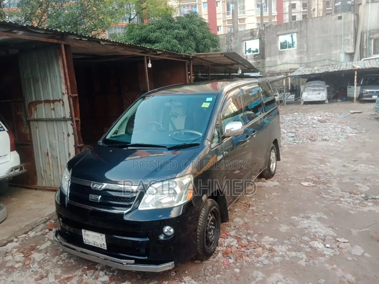 Toyota Noah 2002