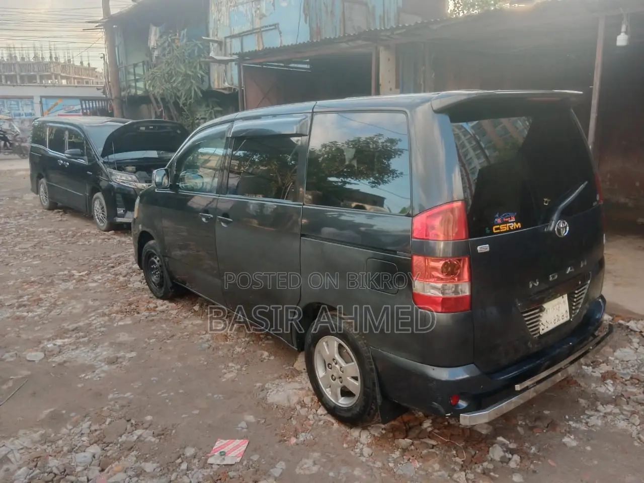 Toyota Noah 2002