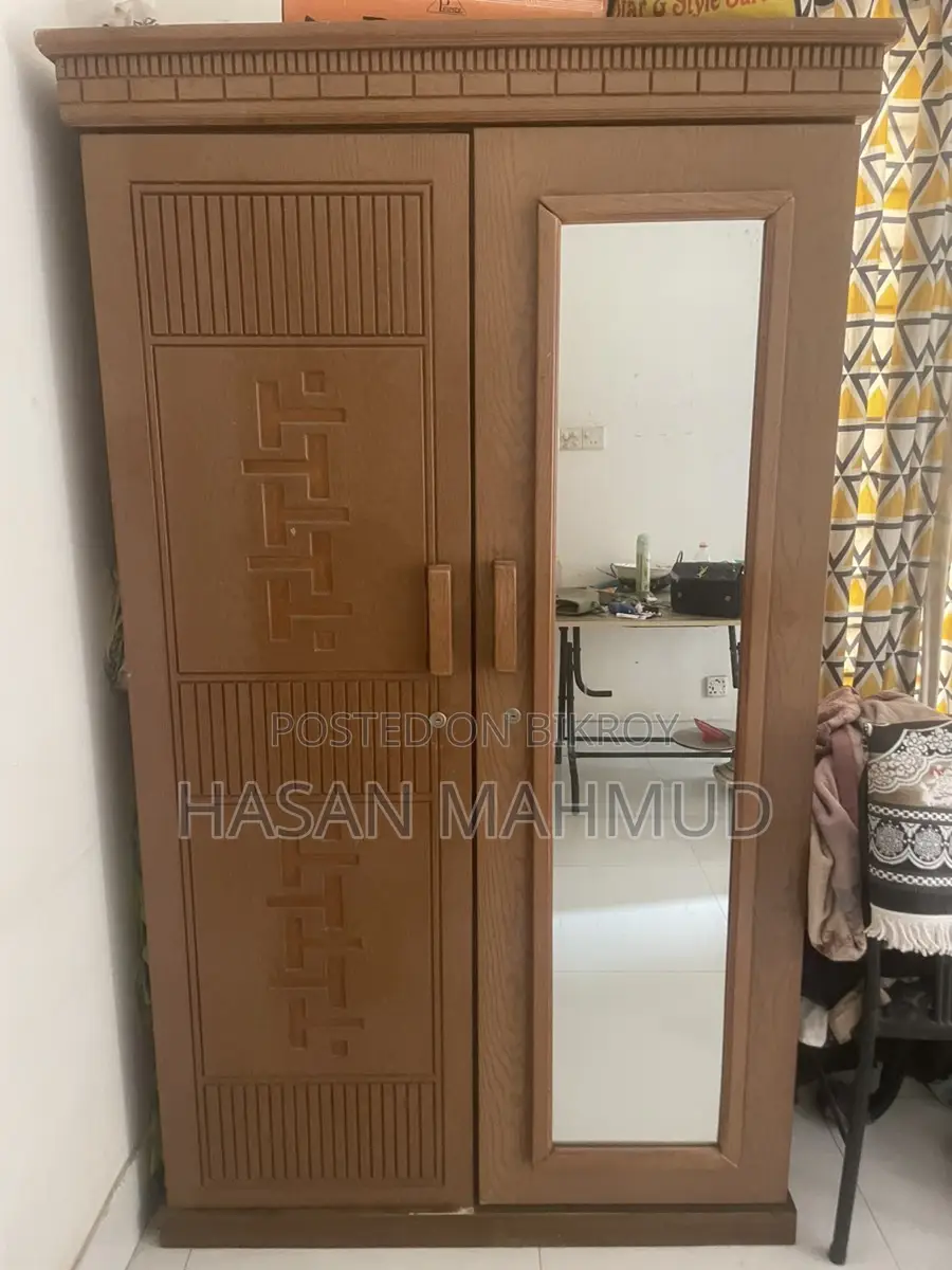 Urgent Sell- খুব সুন্দর ও মজবুত ২ পাল্লার কাঠের আলমারি