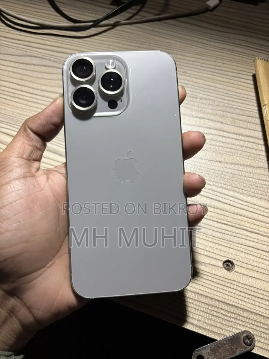 Apple iPhone 15 Pro Max (Used)