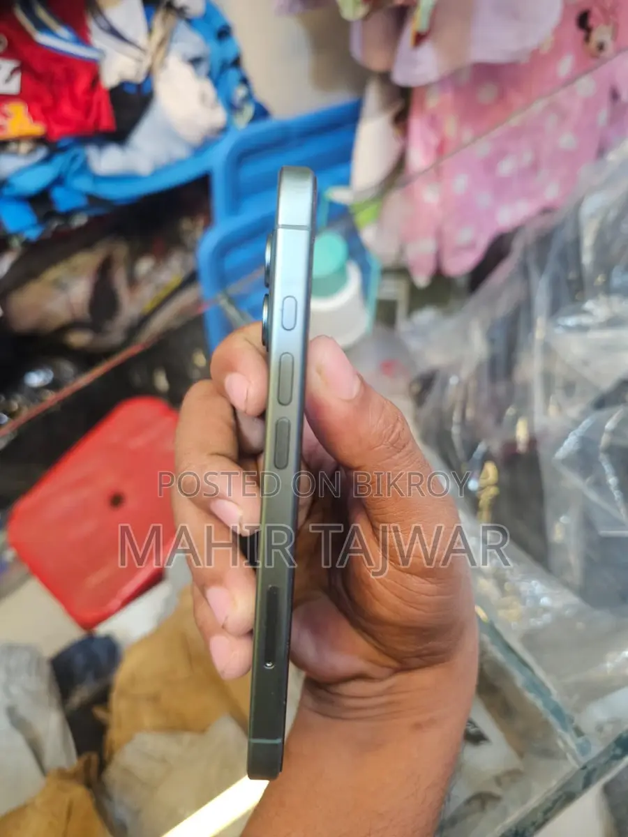 Apple iPhone 16 100% Fresh Condition (Used)