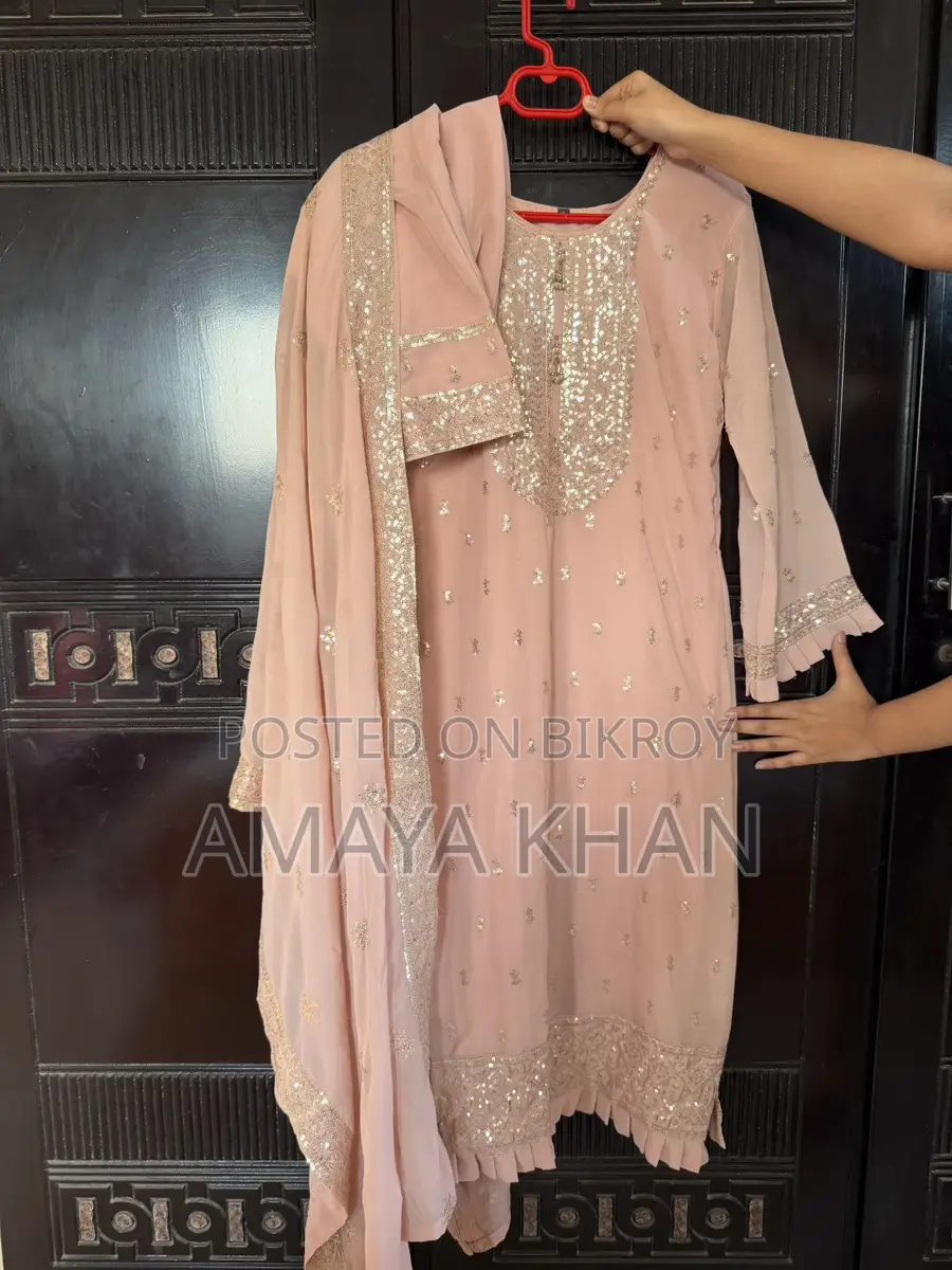 Branded Stitched 3 Piece (Used Once)