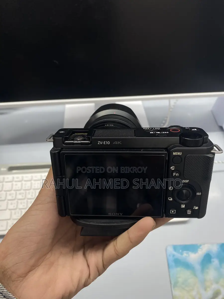 Sony Zv E10 Body Plus 35mm 1.8 Lens || Dji Ronin SC Gimbal