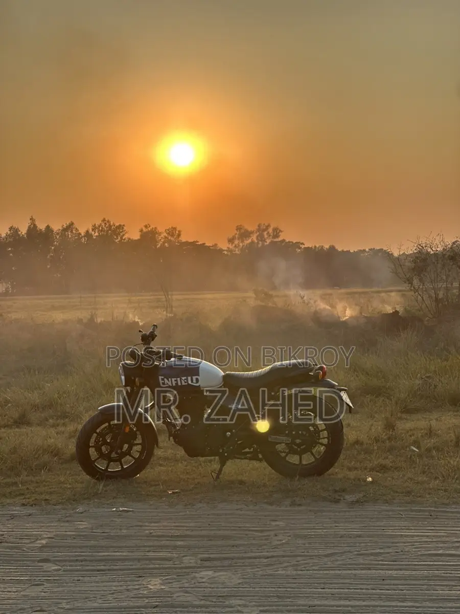 Royal Enfield Hunter 350 . 2024