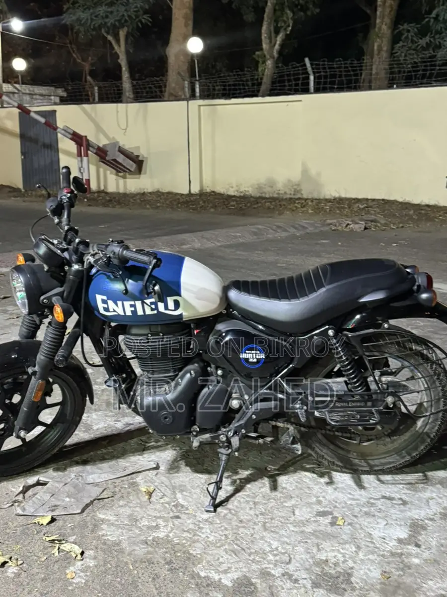 Royal Enfield Hunter 350 . 2024