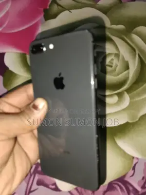 Apple iPhone 8 Plus . (Used)