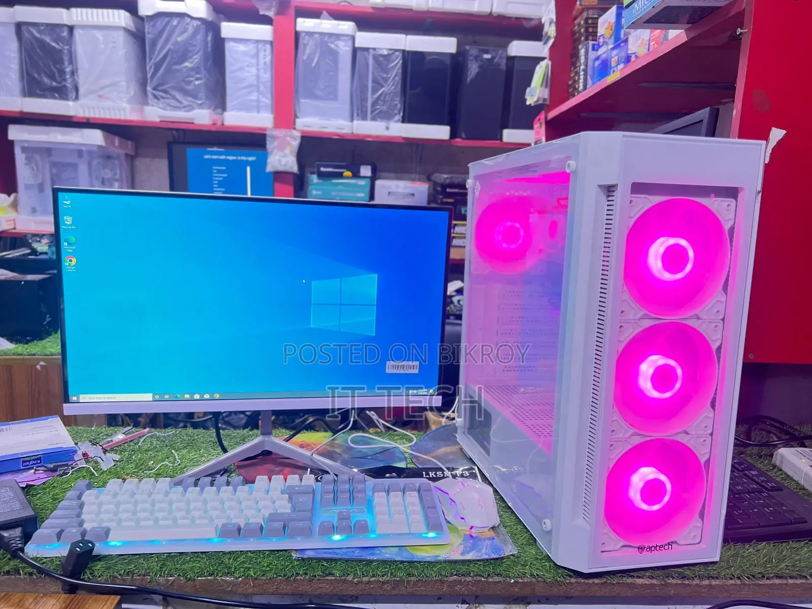 Cyclone Offer: 8GB RAM, Core i7, 1TB/128GB SSD, 4GB Graphics with HP 20" LED