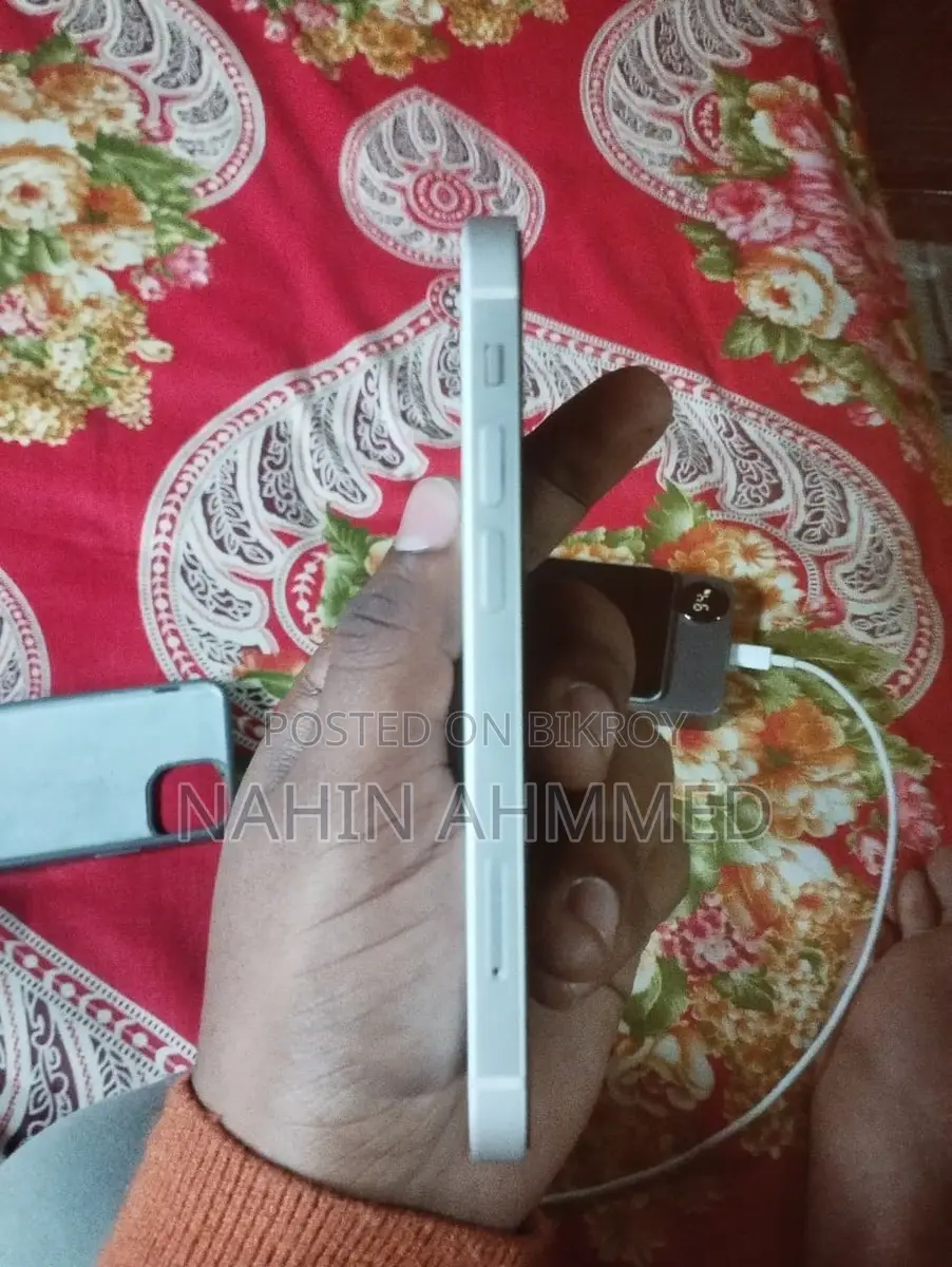Apple iPhone 12 Mini ব্যাকশেল পরিবর্তন (ব্যবহৃত)