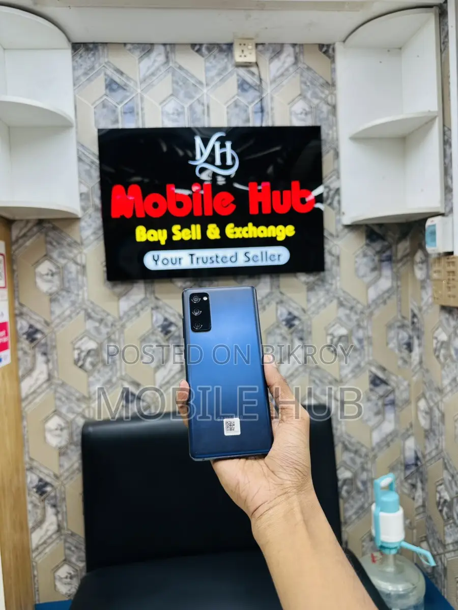 Samsung Galaxy S20 FE 8/128 (Used)