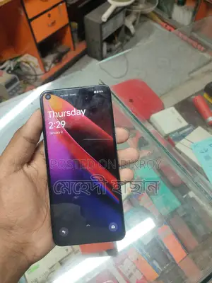 ওয়ানপ্লাস ৯ (ব্যবহৃত)