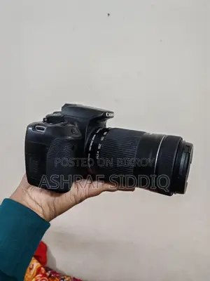 Cannon 700D with Zoom lens