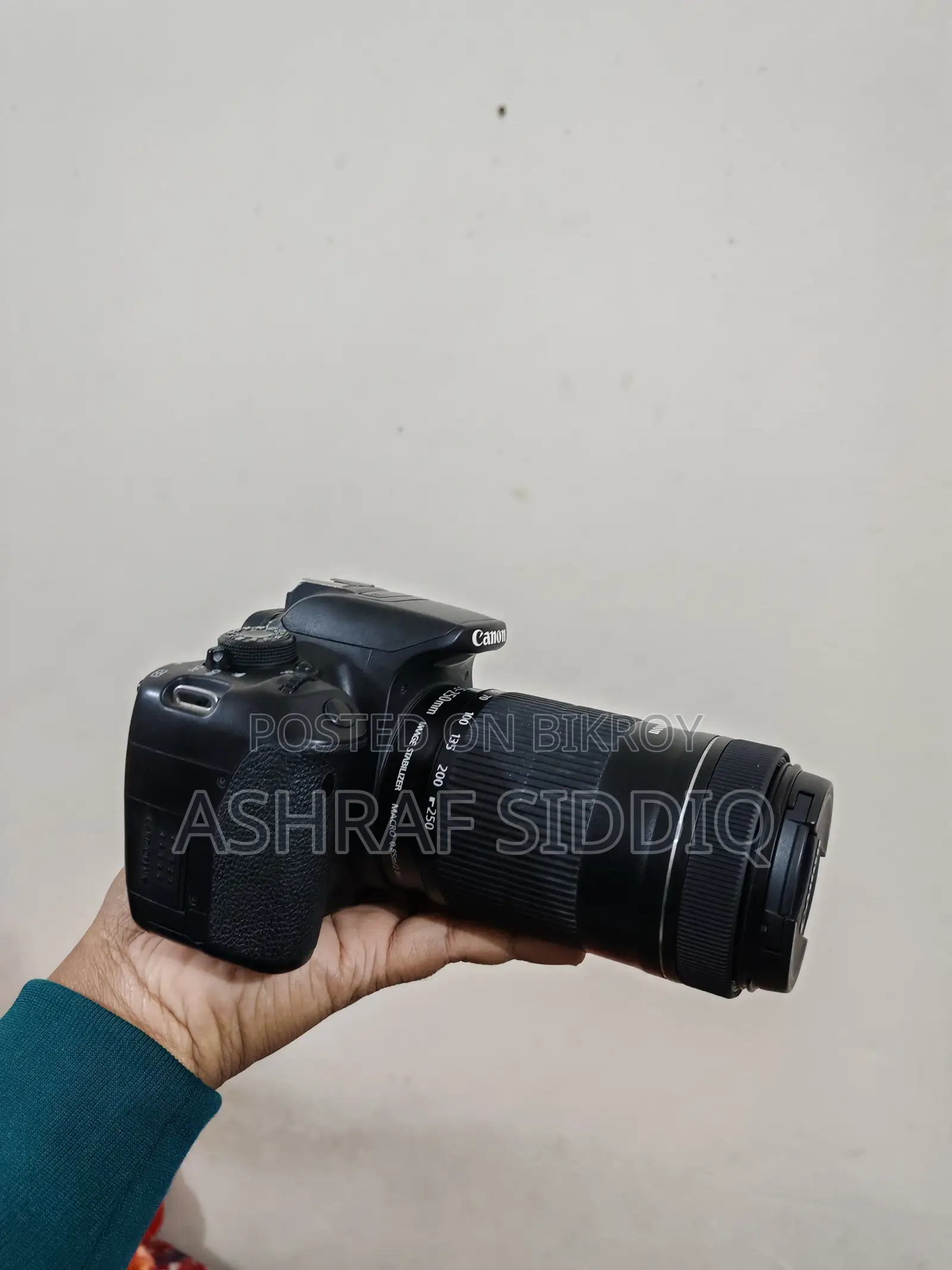 Cannon 700D with Zoom lens