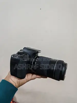 Cannon 700D with Zoom lens