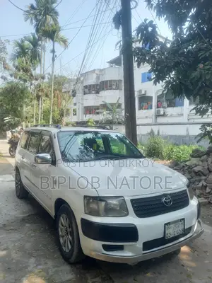 Toyota Succeed 2005