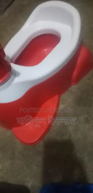 বেবি কমট