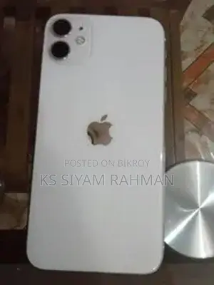 Apple iPhone 11 (Used)