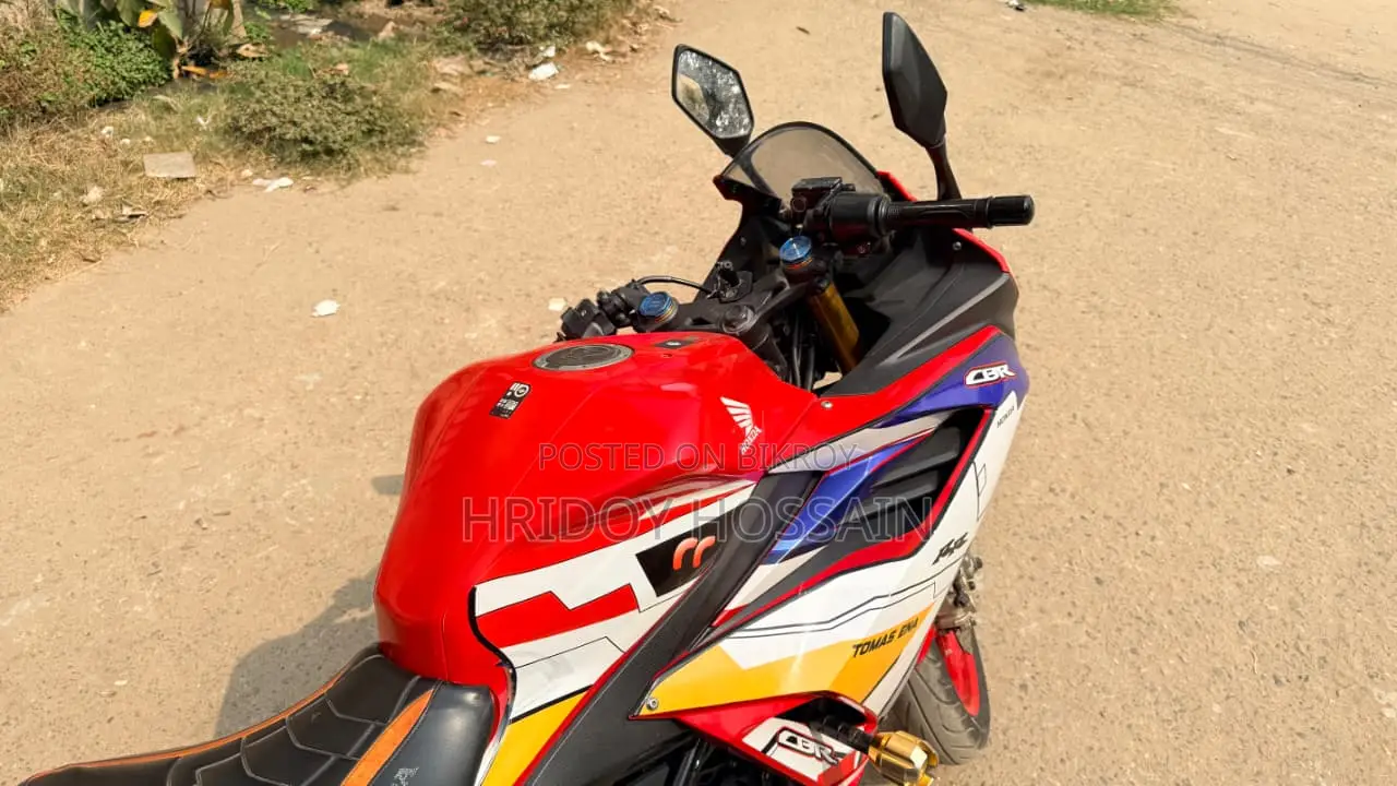 Honda CBR 150R 2021