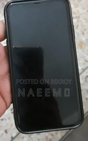 Apple iPhone 11 (Used)