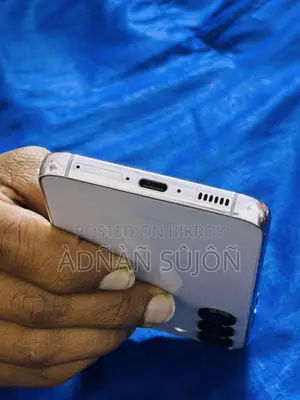Samsung Galaxy S23 8/256 (Used)
