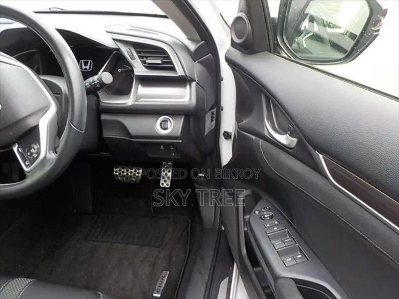 Honda Civic S e d a n P K g 2020