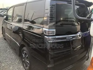 Toyota Voxy ZS KIRAMEKI NON HYB 2020