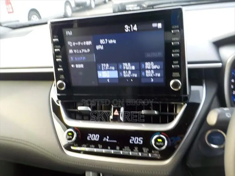 Toyota Corolla Cross z p a c k g e 2021