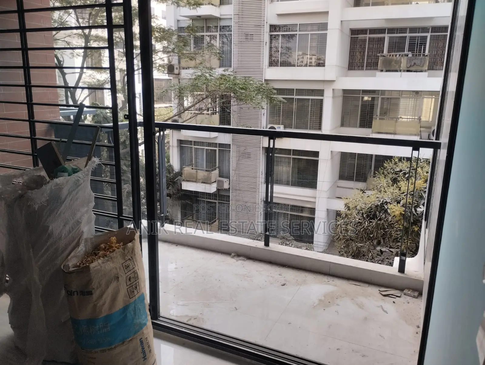 বনানীতে নতুন ভালো মানের ৩ বেডরুমের ফ্ল্যাট ভাড়া