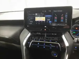 Toyota Harrier hybrid 2021