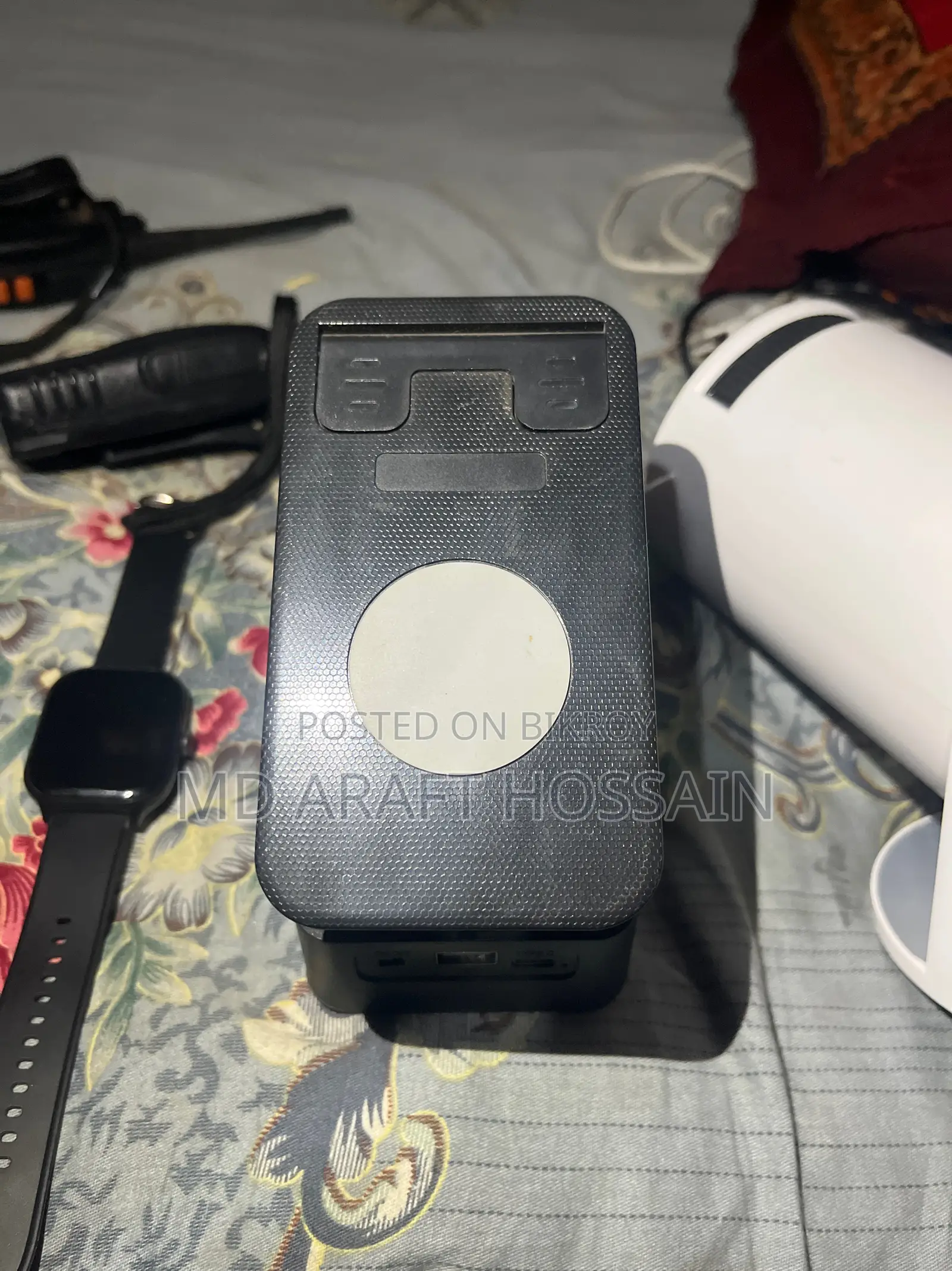 Mini Box and Phone Holder