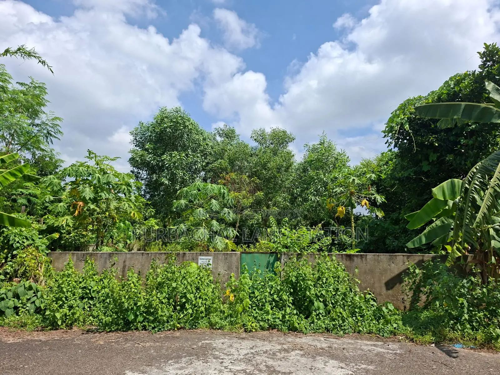 Sector 10, Lake View 3 Katha Plot for Urgent Sale, Purbachal.