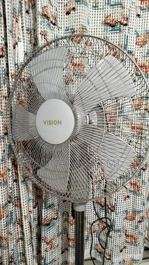 একটি Vision Stand Fan বিক্রি হবে