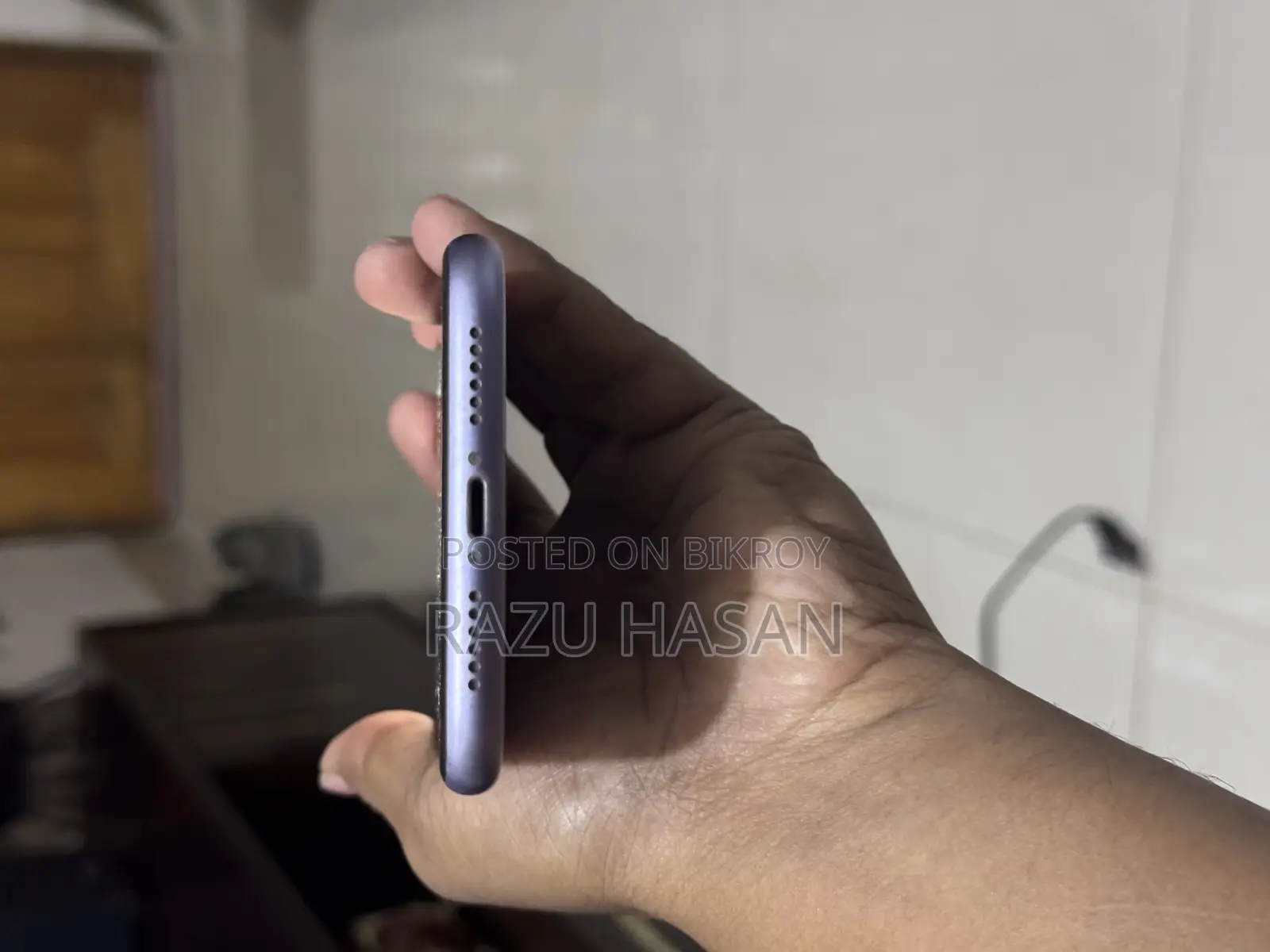 Apple iPhone 11 (Used)