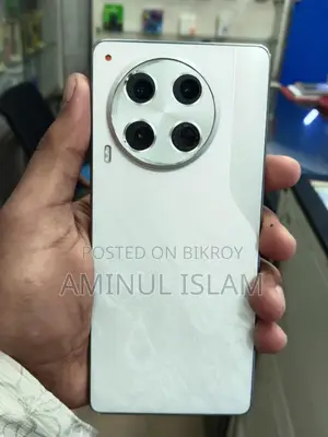 Tecno Camon 30 . (Used)