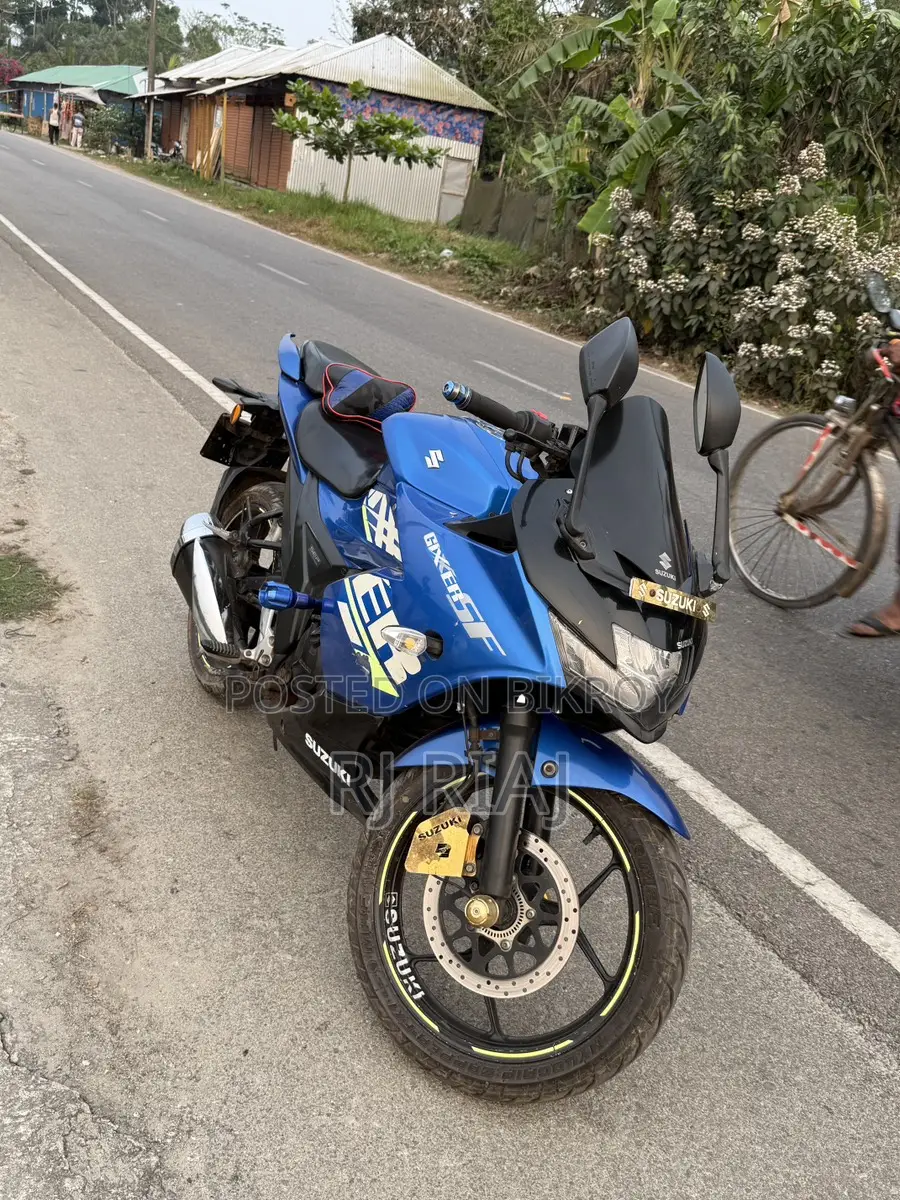 Suzuki Gixxer SF . 2020